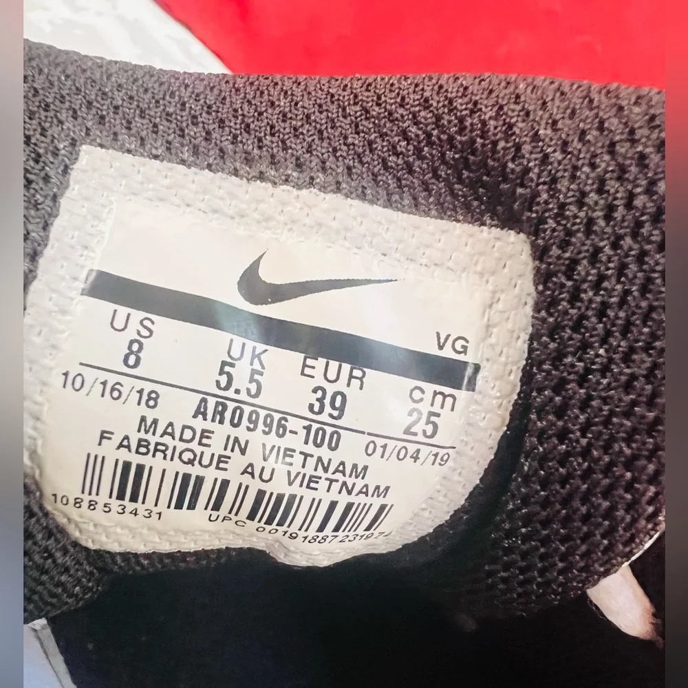 Nike Hyperdiamond 4 Keystone women's softball cleats , size 8 Real comfortable. - Picture 6 of 6